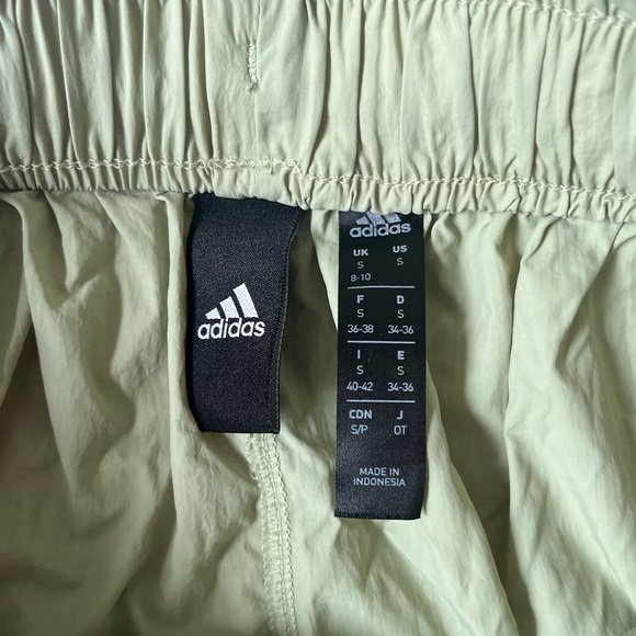 Adidas shorts - Picture 4 of 4